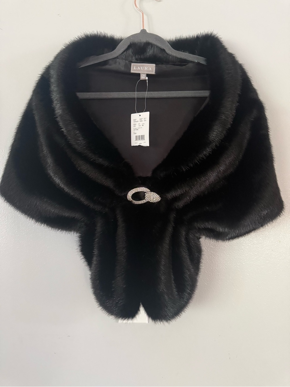 LAURA Black Faux Fur Stole Wrap Shrug Cape Rhinestone Brooch size S/M